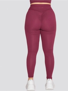 High-Waist Scrunch Leggings - Burgundy